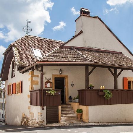 Hôtel Les Vieux Toits Neuchâtel Exterior foto
