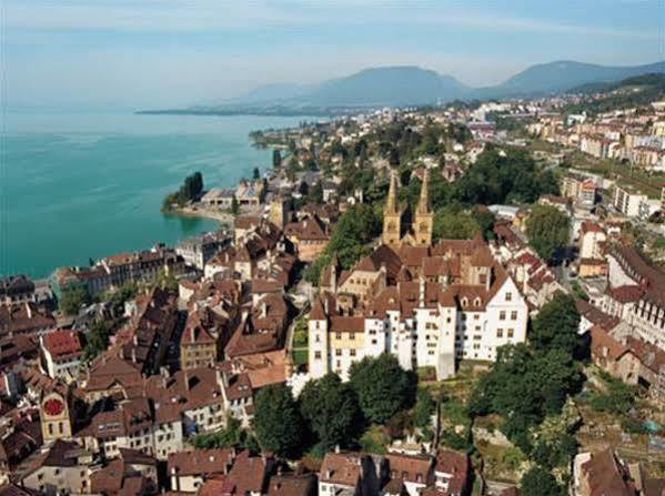 Hôtel Les Vieux Toits Neuchâtel Exterior foto